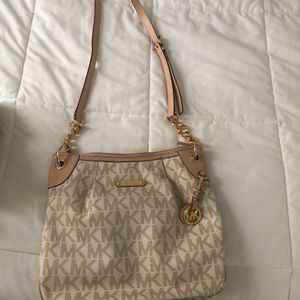 Michael Kors vanilla purse